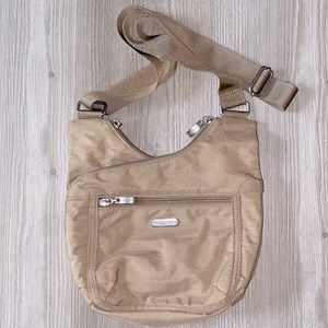 Like New Tan Baggallini